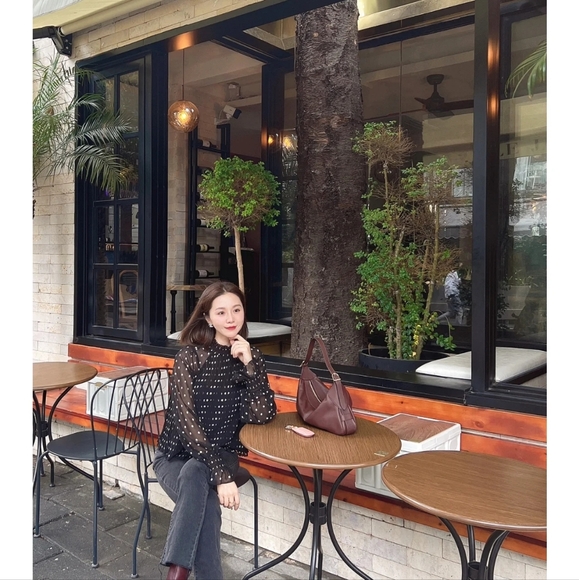 NWT Polka Dot Pleated Semi-Sheer Blouse - Picture 10 of 12